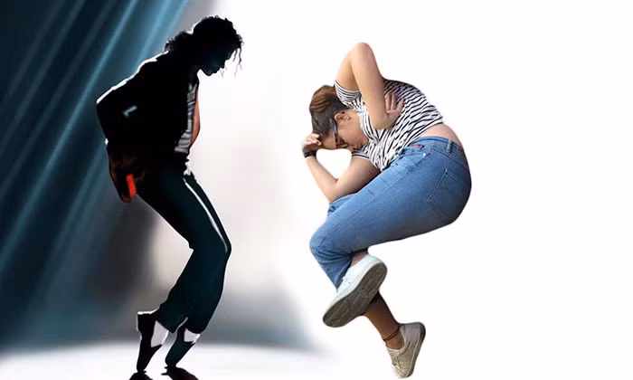  Tư thế ngủ của cô gái rất hợp với điệu nhảy của ông vua nhạc pop Michael Jackson.