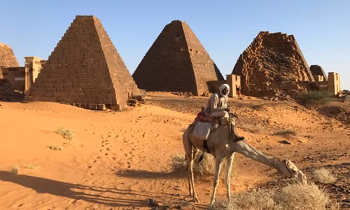 Những kim tự tháp bị lãng quên của các Pharaoh đen ở Sudan ít được du khách biết đến hơn so với các kim tự tháp ở Ai Cập.
