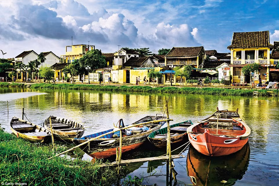 Khung cảnh mộc mạc, thanh bình tại Hội An làm say lòng du khách.
