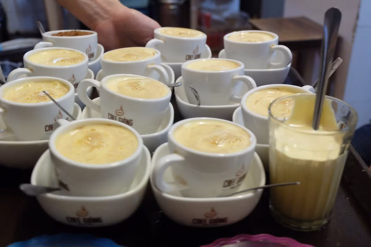 Được biết, đây là một trong những thương hiệu cafe có tiếng và được chọn phục vụ thức uống tại trung tâm báo chí (Cung hữu nghị Việt Xô) nhân Hội nghị thượng đỉnh Mỹ -Triều lần thứ 2 diễn ra ở Hà Nội.