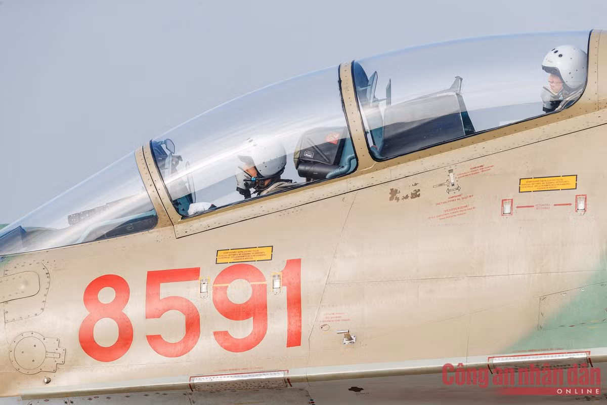 Lam chu “Ho mang chua” SU-30MK2-Hinh-10