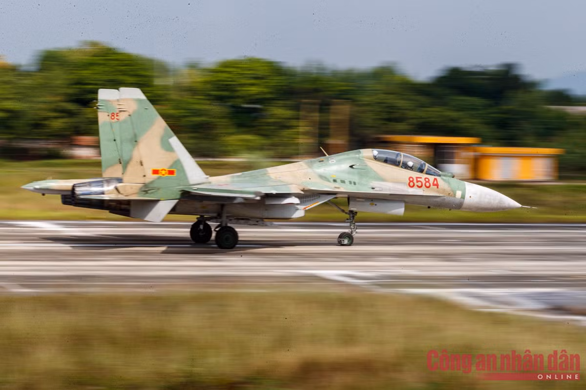Lam chu “Ho mang chua” SU-30MK2-Hinh-7