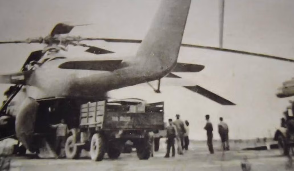 Trực thăng vận tải Mi-6 tham gia không vận vũ khí, khí tài chuẩn bị cho chiến dịch giải phóng miền Nam năm 1975.