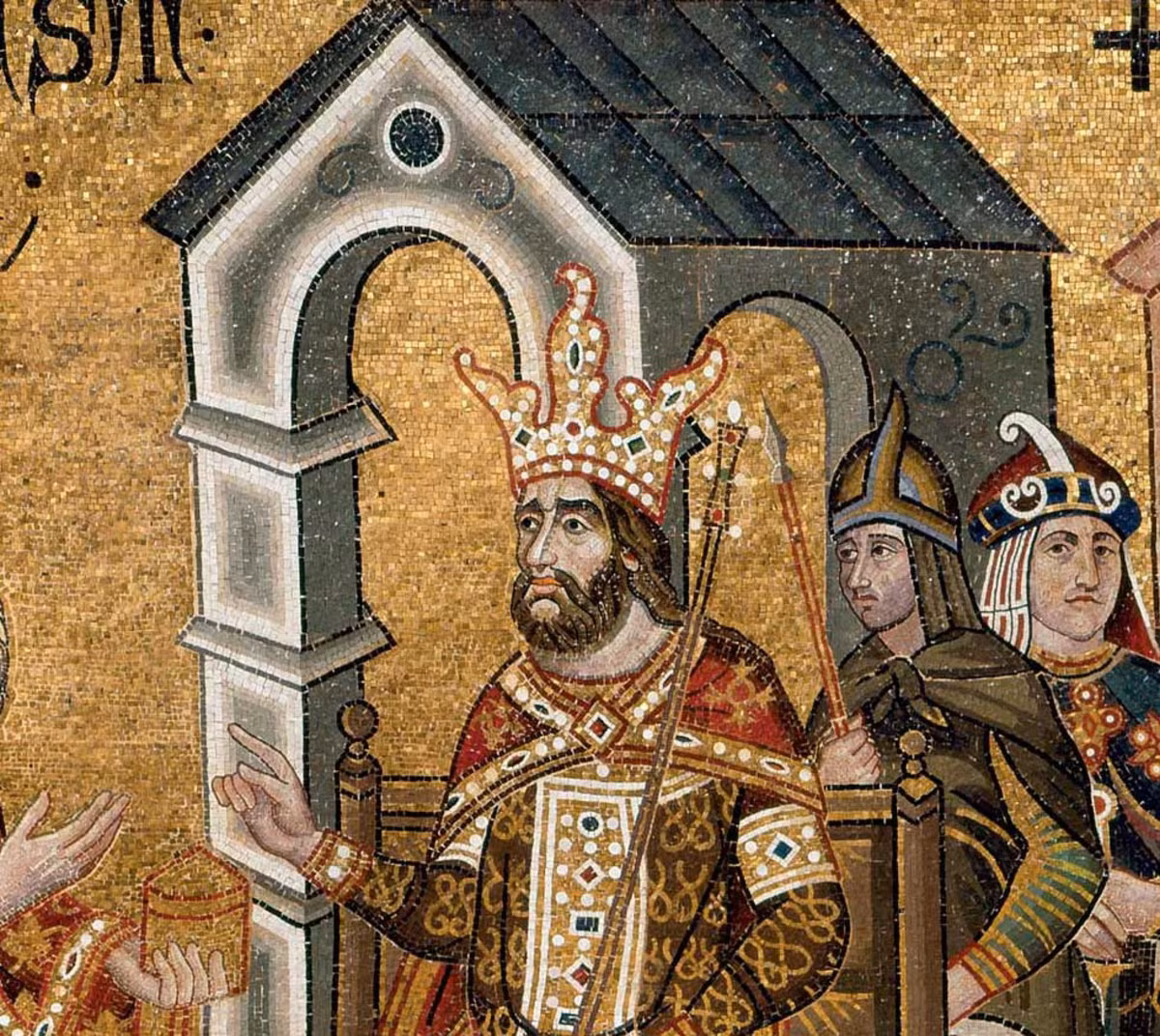 Dù trong lòng có nhiều mối thù với gia đình của Herod I nhưng Mariamne cố nhẫn nhịn chấp nhận cuộc hôn nhân chính trị để gia tộc được bình yên.