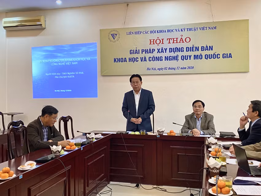 Giai phap xay dung dien dan khoa hoc va cong nghe quy mo quoc gia