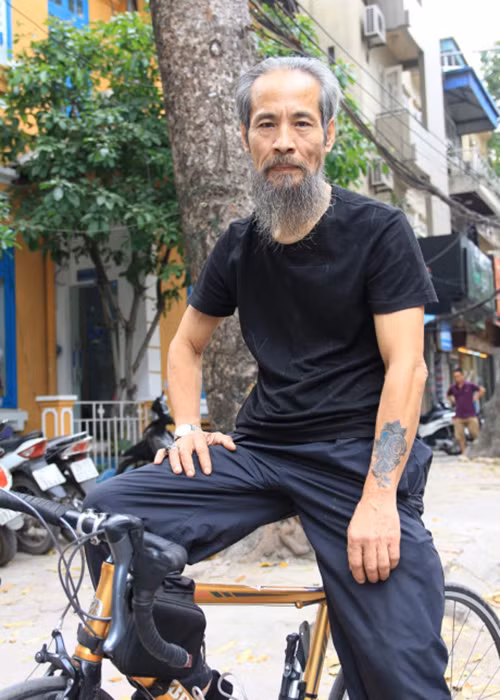 Hinh anh doi thuong gay bat ngo cua "The Chot" Chu Hung