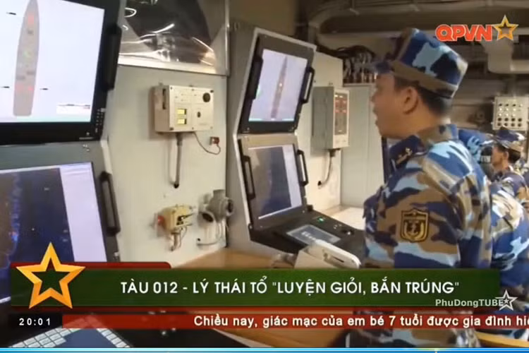 Trong ảnh là hệ thống điều khiển hỏa lực trên tàu 012 Lý Thái Tổ trước “giờ G”. Nguồn ảnh: Kênh QPVN
