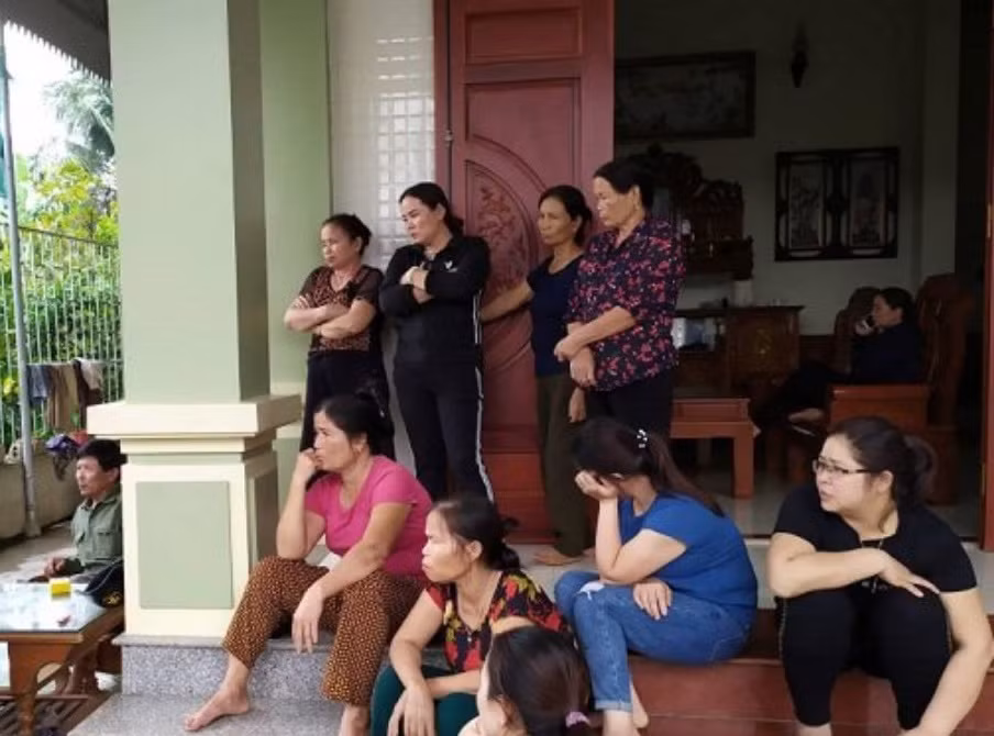 Hoi huong 39 nguoi Viet chet o Anh: Shark Lien co giu loi hua?