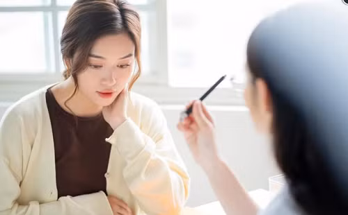 Nghe chi giup viec noi ly do xin nghi viec ma toi tai mat