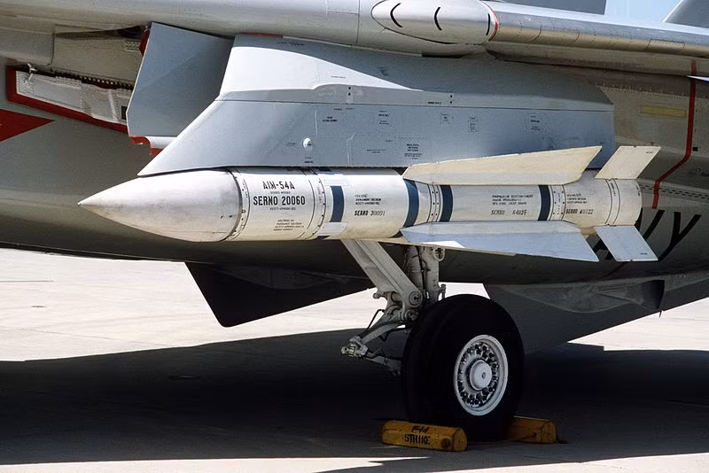 Tên lửa được trang bị động cơ đẩy rocket nhiên liệu rắn cho tầm bay tối đa đến 190km, độ cao đánh chặn tối đa từ 24-30km, tốc độ bay Mach 5 đủ bắt kịp mọi loại chiến đấu cơ trên thế giới.