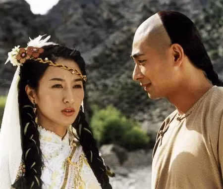 6. “Thông minh quá ắt tổn thương, tình sâu quá ắt tổn thọ, mạnh mẽ quá ắt chịu nhục, vậy nên, hãy là người quân tử khiêm nhường, ấm áp như ngọc sáng” - Thư kiếm ân cừu lục.