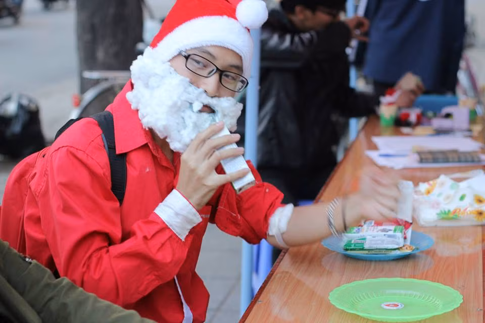 giang sinh 2014 benh nhi uoc co mau de truyen hinh anh 6