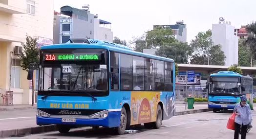 Xe buýt tại Hà Nội được hoạt động bình thường trở lại Xe buyt tai Ha Noi duoc hoat dong binh thuong tro lai