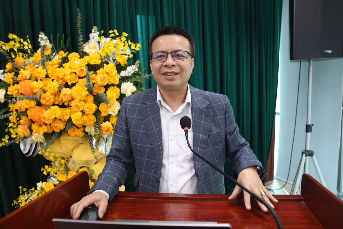 Phát huy tối đa thế mạnh sách khoa học của Liên hiệp hội VN - Hình 3 Phat huy toi da the manh sach khoa hoc cua Lien hiep hoi VN-Hinh-3