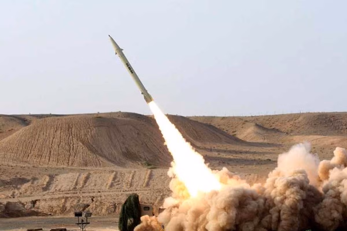 Tuy nhiên, hệ thống S-300 là biểu tượng của công nghệ phòng không Nga, phát triển từ một hệ thống phòng không đơn giản thành một tài sản đa năng có khả năng giải quyết nhiều mối đe dọa trên không. Trong thời gian tới, S-300 vẫn sẽ tiếp tục ảnh hưởng đến các chiến lược phòng không hiện đại trên toàn thế giới.