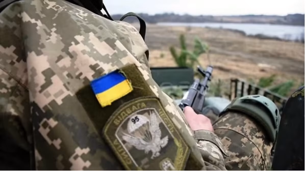 Ukraine loi dung dam phan cat giau vu khi tai co so nang luong