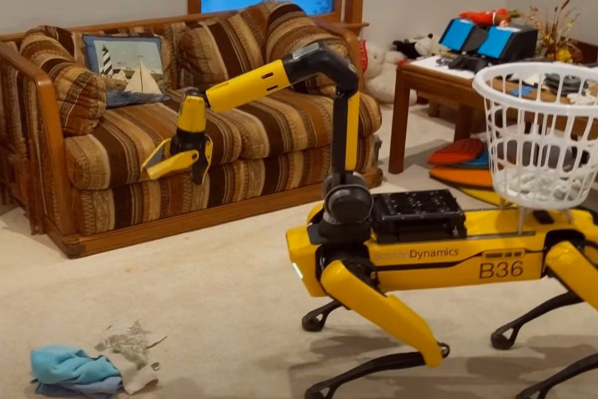 Bộ Quốc phòng Anh tiết lộ rằng các chuyên gia xử lý bom đã đánh giá cao công nghệ này và cung cấp phản hồi quan trọng, để giúp Phòng thí nghiệm Khoa học và Công nghệ Quốc phòng cải tiến hệ thống robot trong tương lai. Họ sẽ sử dụng những ý kiến phản hồi này để tiếp tục phát triển công nghệ, nhằm tăng cường an ninh quốc gia.