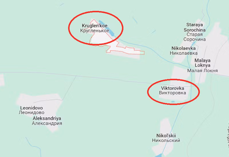 Ngoài ra, quân đội Nga và Ukraine đã xảy ra một trận giao chiến bất ngờ ở khu vực đông nam Kruglenkoe. Ba ngày trước, quân Nga tiến đến khu vực phía tây bắc của Viktorovka và bắt đầu tấn công vào bên trong ngôi làng. Tuy nhiên, vào ngày ngày 23/1, lực lượng Ukraine ở phía nam làng đã cố gắng phản công vào sườn phía tây bắc của quân Nga. Ảnh: Google Maps
