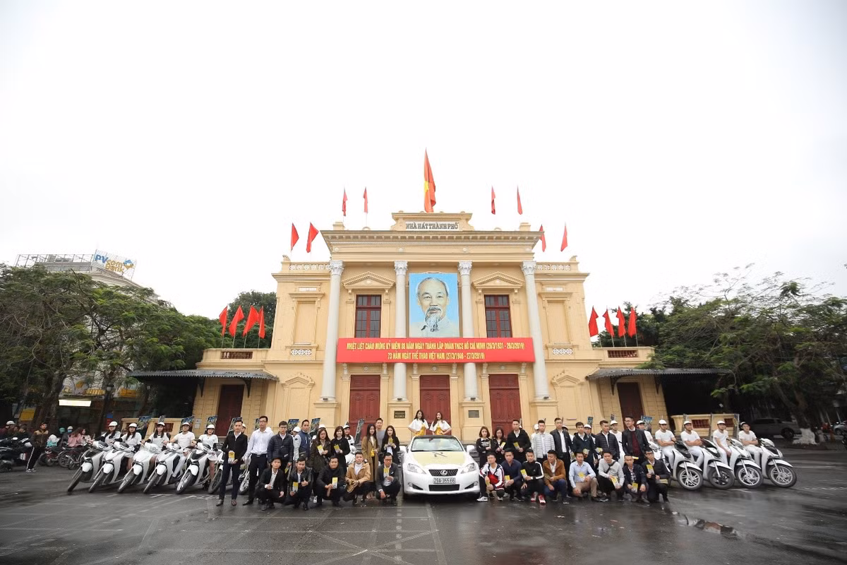Roadshow FLC Hạ Long 2019 chào hè ấn tượng tại “miền đất hứa” - Hình 4 Roadshow FLC Ha Long 2019 chao he an tuong tai “mien dat hua”-Hinh-4