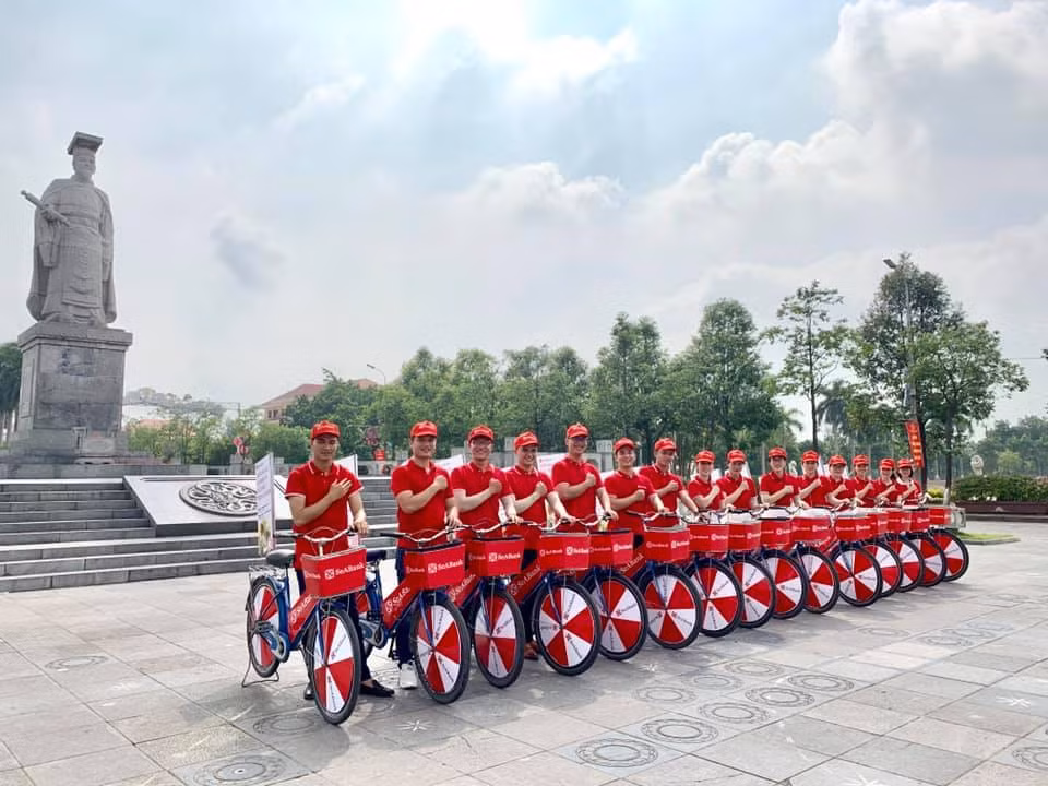 Ngan hang roadshow huong ung khong dung tien mat va mien phi chuyen tien-Hinh-10