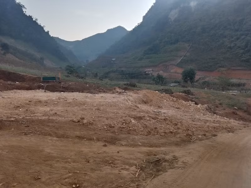 Khai thac Talc trai phep o Son La: Luong khoang san trong nui boc hoi di dau?-Hinh-3
