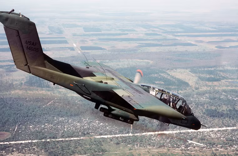  Máy bay OV-10 Bronco được sử dụng từ thời Chiến tranh Việt Nam đã được Không quân Mỹ sử dụng trong chiến dịch chống phiến quân IS tại Iraq và Syria.