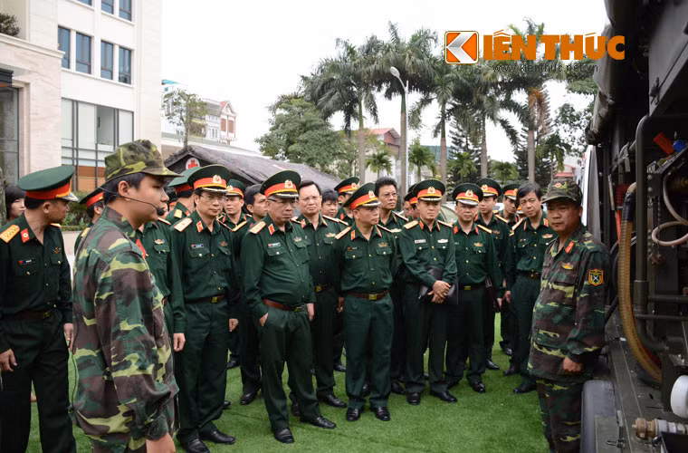 Viet Nam da co khi tai hien dai chong vu khi NBC