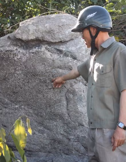 Thuc hu bia da luu giu ban do kho bau co-Hinh-2