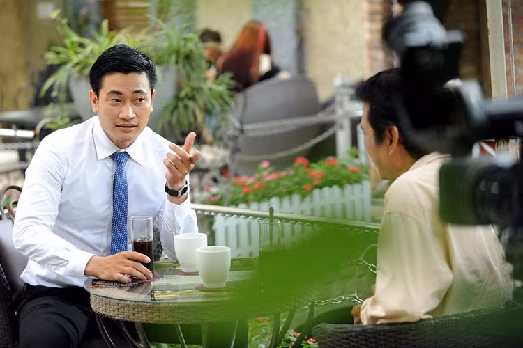 Chia sẻ trên Vietnamnet, Đặng Thu Thảo cho rằng chồng sắp cưới không phải là đại gia về tiền bạc nhưng là đại gia về tình cảm.
