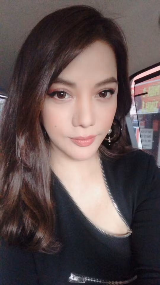 Trương Ngọc Ánh khép lại tin sao Việt với lời trưng cầu dân ý: "Ghen văn minh, ghen tinh tế, ghen tưởng tượng bạn chọn hình thức nào".