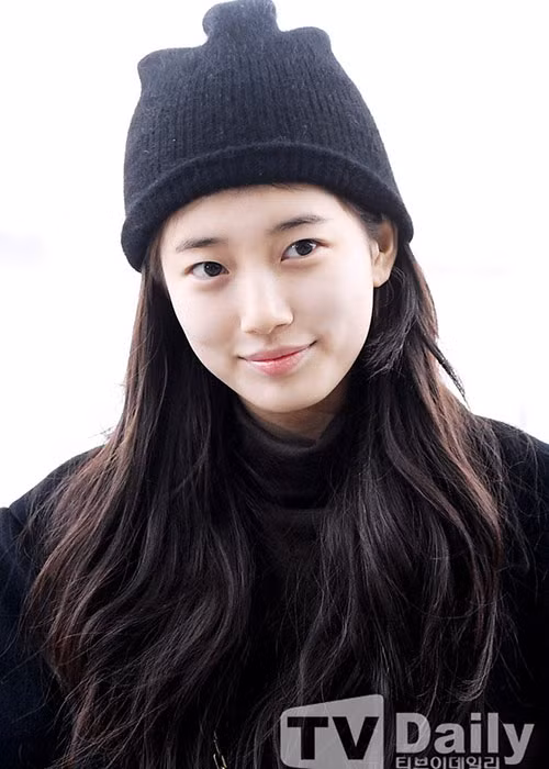 Nhan sắc của nữ ca sĩ Suzy được nhiều khán giả tán dương. Khi để mặt mộc, cô lại càng được khen ngợi. Ảnh: Tvdaily