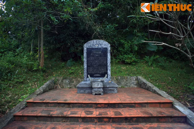 Ngày nay, đồi Tỉn Keo đã được công nhận là di tích lịch sử cấp quốc gia. Ghé thăm "trung tâm thủ đô kháng chiến" này, du khách sẽ được sống lại những năm kháng chiến gian khổ và hào hùng, qua đó càng trân quý công lao của những con người đã đem lại nền độc lập cho dân tộc Việt Nam...