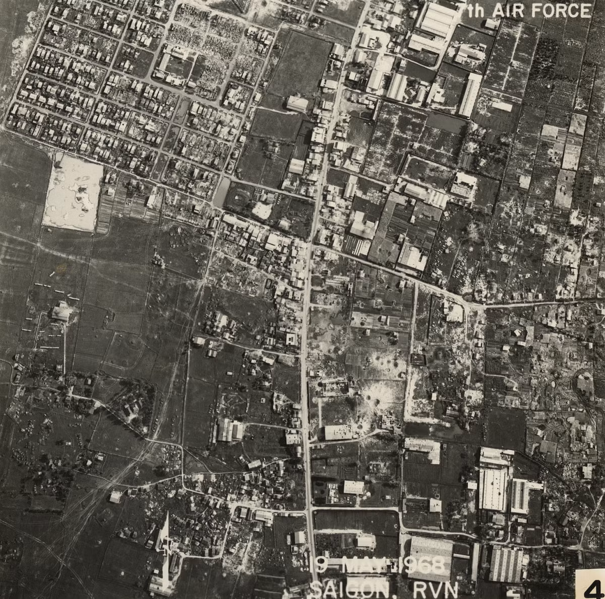 Quận Tân Phú, khu vực là đường Lũy Bán Bích và phường Phú Thọ Hòa ngày nay. Ảnh: Vietnam Center and Archive.
