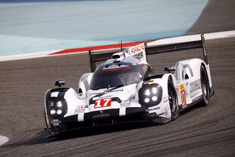 Giải đua 2016 FIA World Endurance Championship (WEC) khởi động với chặng đua Vòng loại ở Paul Ricard, miền Nam nước Pháp. Điểm nổi bật của mùa giải năm nay đó là sẽ có 60 chiếc xe đua cạnh tranh trên đường đua Le Mans dài 13,629 km danh tiếng.