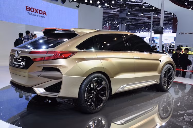 Theo các nguồn tin tại Trung Quốc, mẫu Honda coupe SUV mới sẽ cạnh tranh với các đối thủ chính gồm Ford Edge, Toyota Highlander hay chiếc Volkswagen CrossBlue sắp ra mắt.