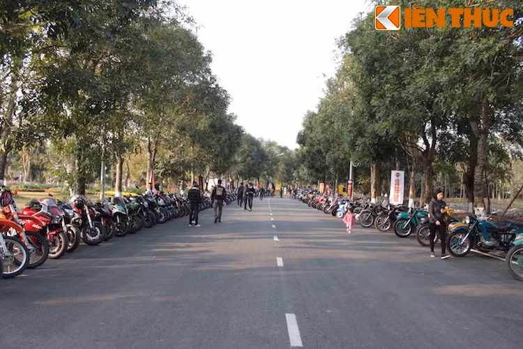 Mặc dù là sự kiện Harley-Davidson of Hanoi – Đại lý uỷ quyền chính hãng của Harley-Davidson phối hợp cùng H.O.G. Hanoi Chapter Vietnam tổ chức nhưng Big Day 2016 đã thu hút được hàng nghìn chủ xe phân khối lớn và gia đình, bạn bè, cùng những người mê xe tới tham gia.