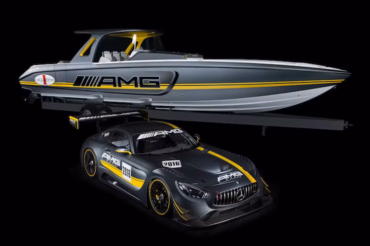 Có tên gọi Cigarette Racing Team 41'SD GT3, chiếc du thuyền của Mercedes hợp tác cùng Cigarette Racing Team chế tạo được coi là "du thuyền mạnh mẽ nhất từ trước tới nay".