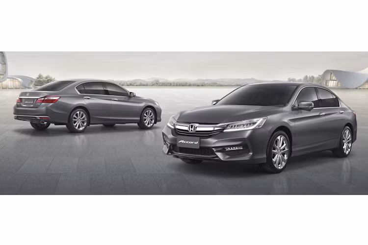 Sau thị trường Mỹ, Thái Lan là quốc gia đầu tiên trong khu vực Đông Nam Á được Honda giới thiệu phiên bản mới nhất của mẫu sedan tầm trung Honda Accord 2016.