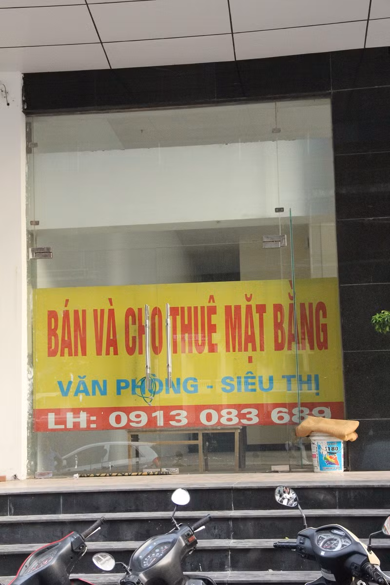 Phần tự ý đổ thêm tầng lửng ở tầng 1.