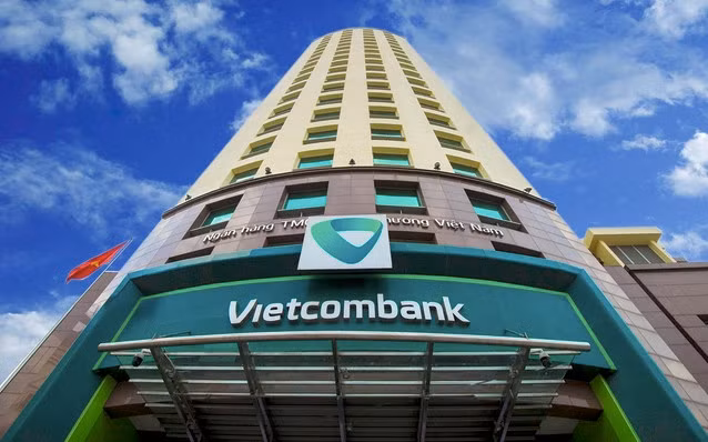 Von chu so huu Vietcombank tang 21,6%, no xau cung tang