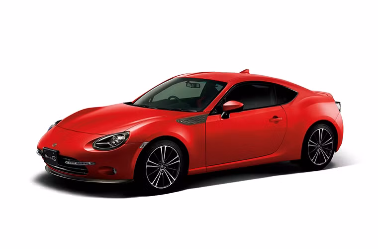 Toyota 86 style Cb có 5 lựa chọn màu sắc ngoại thất cho người dùng. Tại thị trường Nhật Bản, phiên bản số sàn có giá bán 35 nghìn USD, còn phiên bản số tự động có giá bán 35,9 nghìn USD.