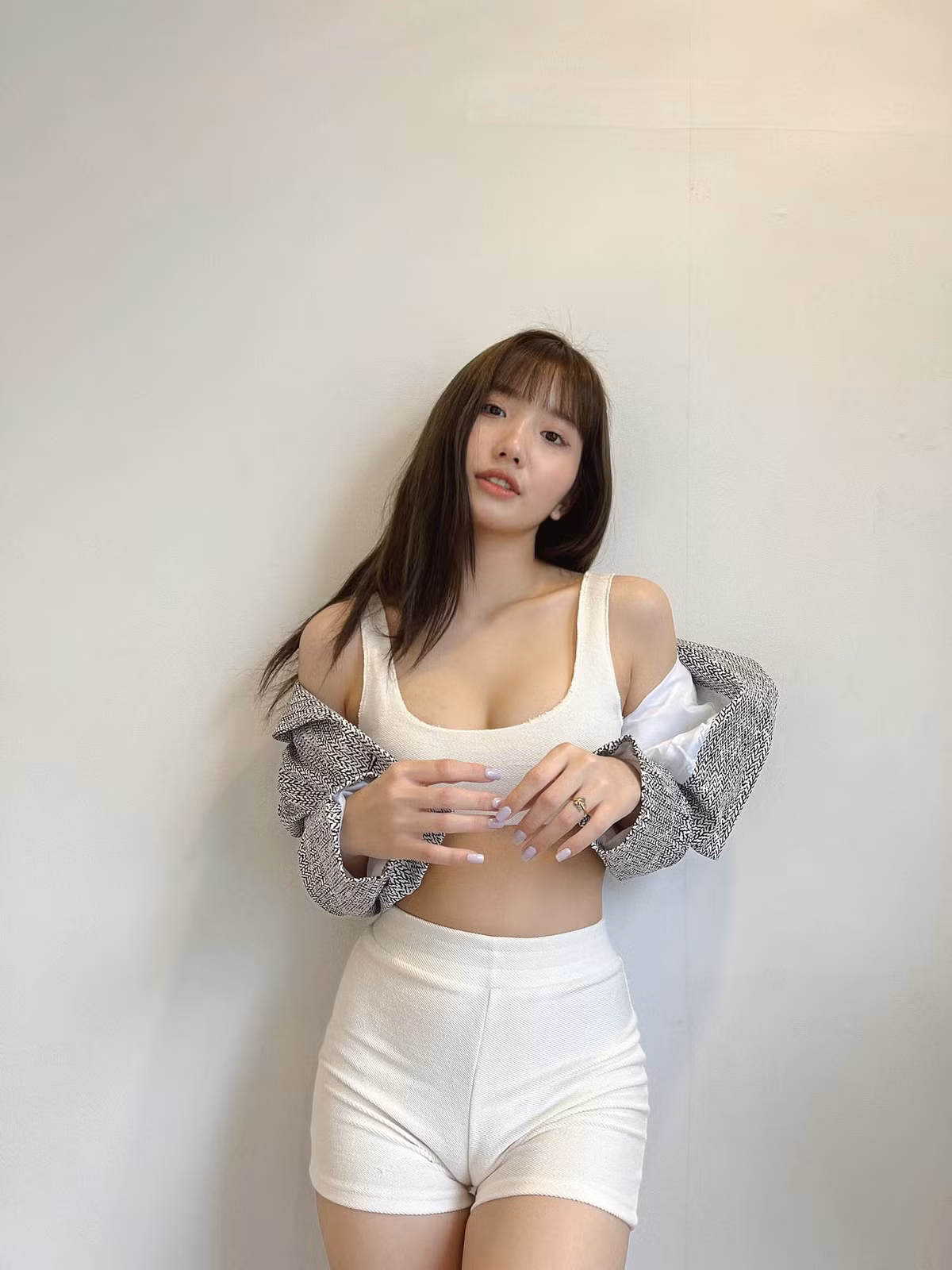 Lê Thị Khánh Huyền là một trong những hot girl Gen Z nổi bật trên mạng xã hội hiện nay.
