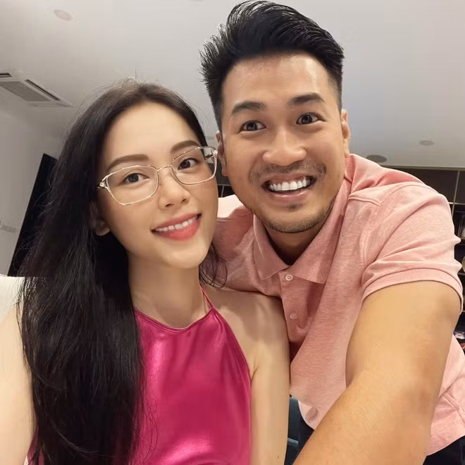 Chuyện tình ngọt ngào của Linh Rin và Phillip Nguyễn khiến nhiều người ngưỡng mộ.