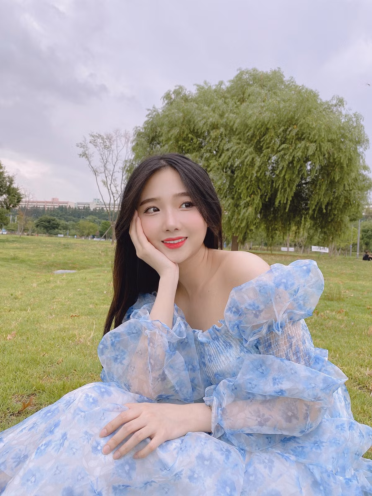 Là du học sinh tại “xứ sở kim chi”, Khánh Ly lựa chọn theo học tại trường Xã hội nhân văn, ngành Ngôn ngữ văn học Hàn Quốc.