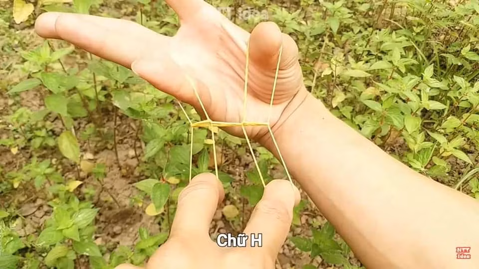 Mỗi lần nhìn thấy hình ảnh này là cả bầu trời tuổi thơ dữ dội lại ùa về.