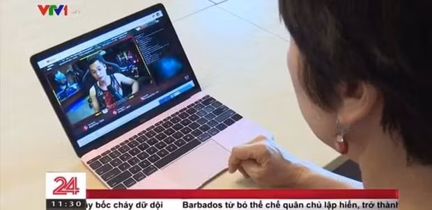 Sau đó anh vừa được VTV cảm ơn trên sóng truyền hình vì đã kêu gọi fan ứng xử văn minh, và cũng như kêu gọi anh em trong nghề thay đổi để phù hợp và phát triển cái nghề streamer.