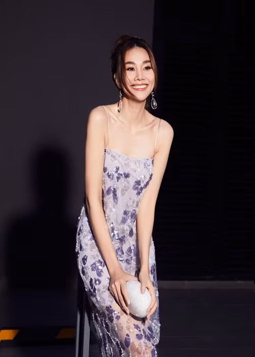 Thanh Hằng lên xe hoa vào tháng 10/2023.