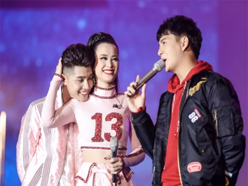 Theo Znews, trước chuyến lưu diễn, Noo Phước Thịnh - Ngô Kiến Huy - Đông Nhi chỉ duy trì quan hệ xã giao dù từng hợp tác nhiều lần. Ảnh: Vietnamnet.