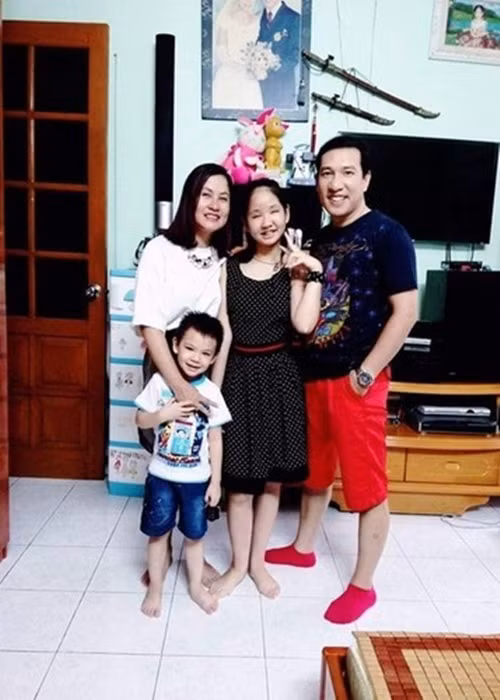 Vợ Quang Thắng từng làm việc tại Thư viện Hải Phòng. Những năm qua, cô ở nhà làm nội trợ. Ảnh: Tiền Phong.