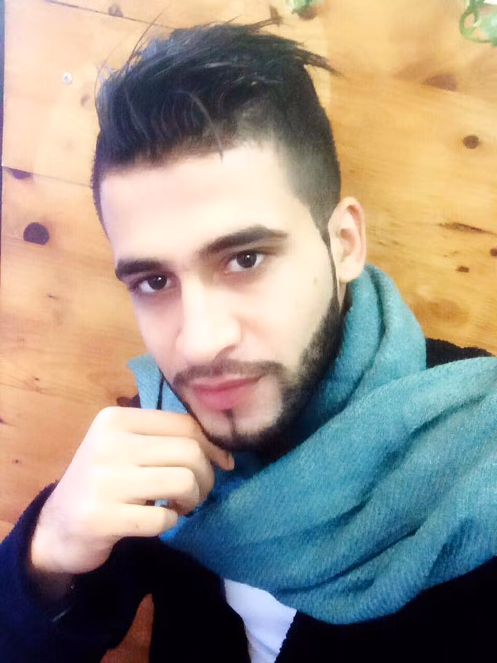 Chàng hot boy Palestine "phải lòng" con gái Việt - Hình 9 Chang hot boy Palestine